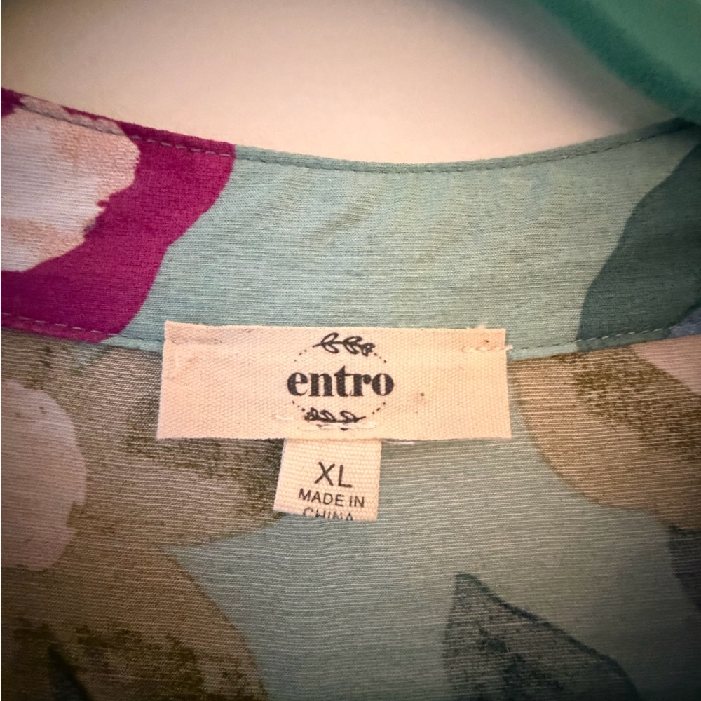 Entro Floral Midi Dress in Green and Pink - Picture 2 of 2